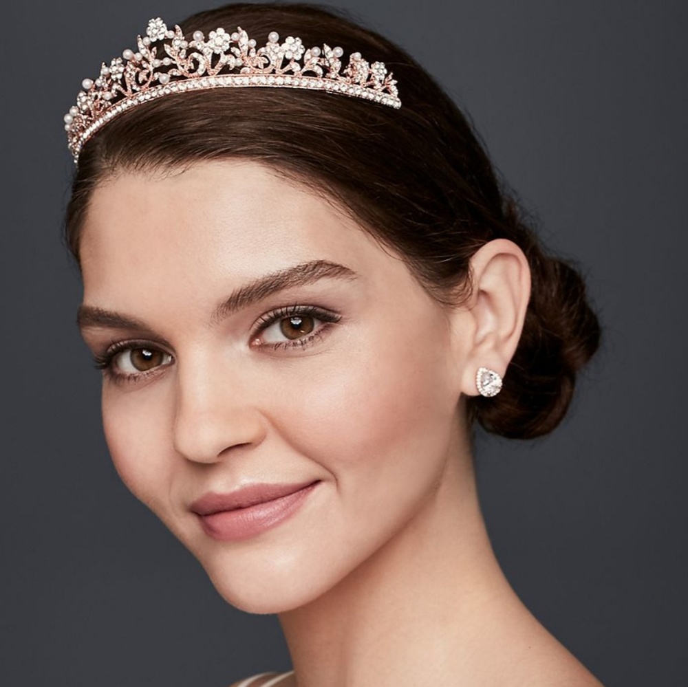 Pearl garden Crystal tiara